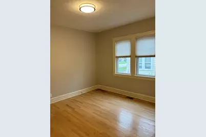 247 S Oakland Grove, Elmhurst, IL 60126 - Photo 13