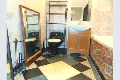 9588 N Terrace Place #208H, Des Plaines, IL 60016 - Photo 13