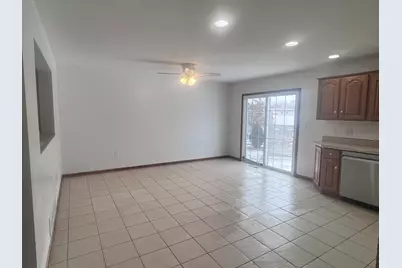 934 Evans Street, Ottawa, IL 61350 - Photo 5