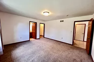 934 Evans St, Ottawa, IL 61350 - Photo 11