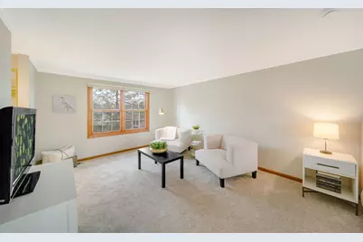 1530 E Fleming Drive S, Arlington Heights, IL 60004 - Photo 19