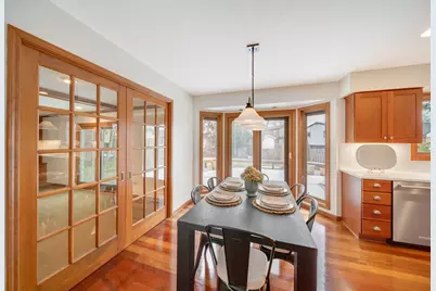 1530 E Fleming Drive S, Arlington Heights, IL 60004 - Photo 7