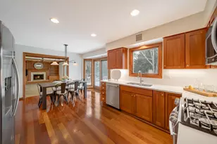 1530 E Fleming Dr S, Arlington Heights, IL 60004 - Photo 9