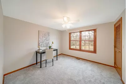 1530 E Fleming Drive S, Arlington Heights, IL 60004 - Photo 23