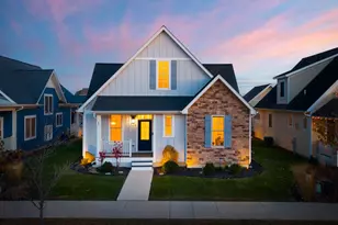 12 Cottage Grn, Ottawa, IL 61350 - Photo 1