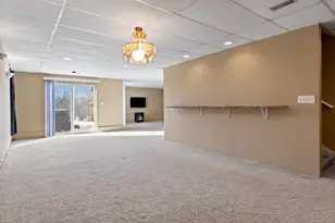 69 Telluride Ct, Gilberts, IL 60136 - Photo 25