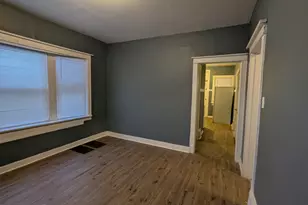 11246 S Indiana Ave, Chicago, IL 60628 - Photo 17