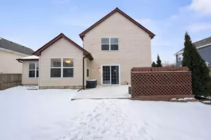 1280 Clover Ln, Hoffman Estates, IL 60192 - Photo 13