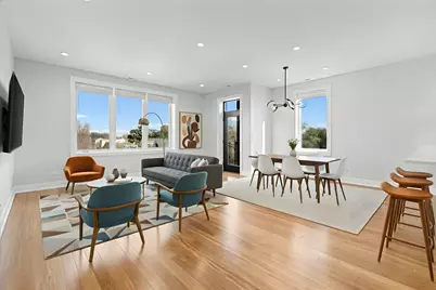 3653 W Barry Avenue #2E, Chicago, IL 60618 - Photo 3