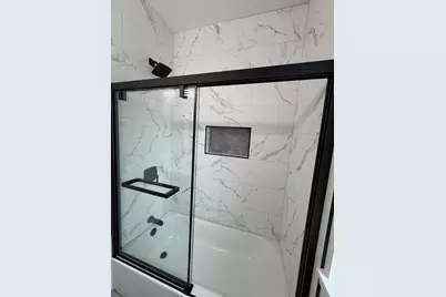 1942 Elmwood Avenue #1F, Berwyn, IL 60402 - Photo 5