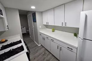 1930 Kenilworth Cir, Hoffman Estates, IL 60169 - Photo 7