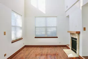 2598 Hillsboro Blvd, Aurora, IL 60503 - Photo 3