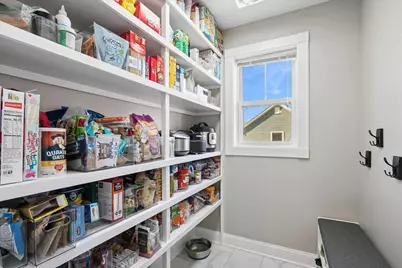 1571 Amos Bennett Street, Grayslake, IL 60030 - Photo 11