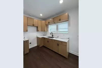 1942 Elmwood Avenue #1R, Berwyn, IL 60402 - Photo 3