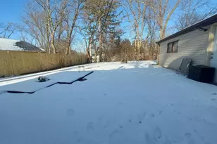 318 Minocqua St, Park Forest, IL 60466 - Photo 13