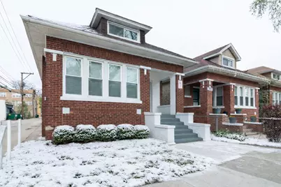 7915 S Paxton Avenue, Chicago, IL 60617 - Photo 1