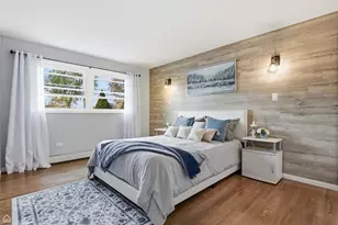 6568 W Roscoe St, Chicago, IL 60634 - Photo 17