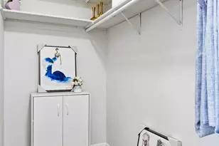 6568 W Roscoe St, Chicago, IL 60634 - Photo 21