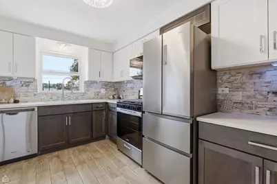 6568 W Roscoe Street #2N, Chicago, IL 60634 - Photo 13