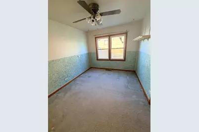 6837 W 113th Street, Worth, IL 60482 - Photo 11