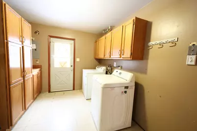 6837 W 113th Street, Worth, IL 60482 - Photo 11