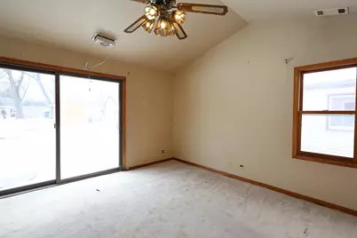 6837 W 113th Street, Worth, IL 60482 - Photo 9