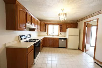6837 W 113th Street, Worth, IL 60482 - Photo 5