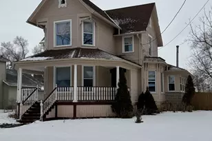 135 S 6th St, Capron, IL 61012 - Photo 1