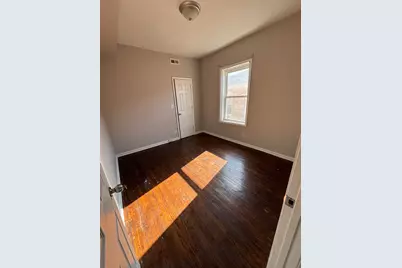 8204 S Peoria Street #2, Chicago, IL 60620 - Photo 5