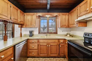 635 Eletson Dr, Crystal Lake, IL 60014 - Photo 7