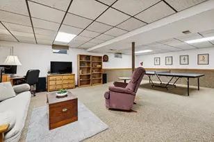 635 Eletson Dr, Crystal Lake, IL 60014 - Photo 21