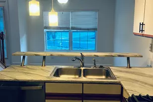 640 Beaver Ct, Naperville, IL 60563 - Photo 9