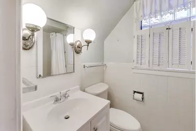 4823 W Balmoral Avenue, Chicago, IL 60630 - Photo 29