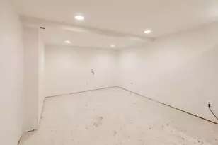 4823 W Balmoral Ave, Chicago, IL 60630 - Photo 31