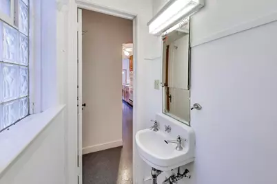 4823 W Balmoral Avenue, Chicago, IL 60630 - Photo 19