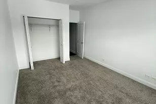 6961 Vine St, Indian Head Park, IL 60525 - Photo 9