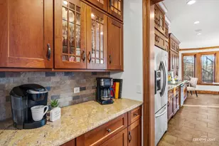 421 Bunning Dr, Downers Grove, IL 60516 - Photo 13