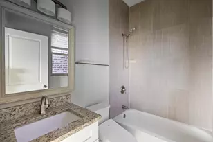 2253 W 19th St, Chicago, IL 60608 - Photo 9