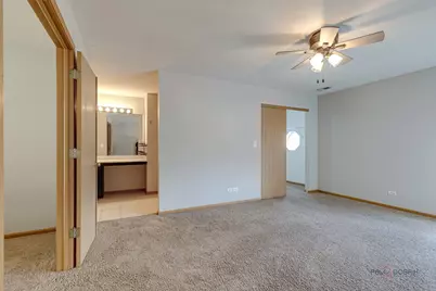 708 Valley View Court, Aurora, IL 60502 - Photo 19