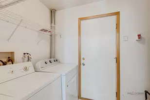 708 Valley View Ct, Aurora, IL 60502 - Photo 15