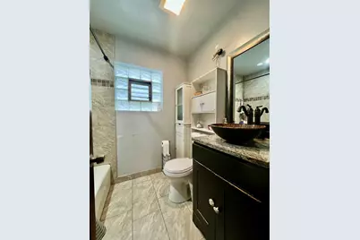 2511 Elmwood Avenue, Berwyn, IL 60402 - Photo 9