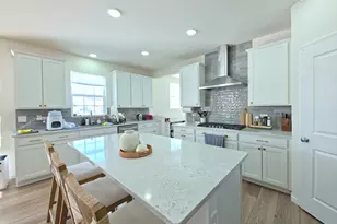 12420 Eileen St, Lemont, IL 60439 - Photo 9