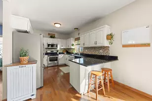 8649 Monaghan Dr, Tinley Park, IL 60487 - Photo 7