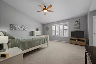 2263 Shiloh Dr, Aurora, IL 60503 - Photo 15