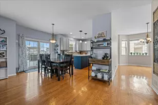 2263 Shiloh Dr, Aurora, IL 60503 - Photo 7