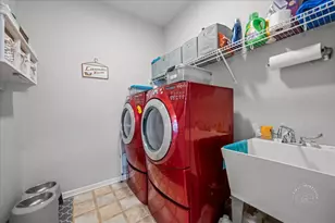 2263 Shiloh Dr, Aurora, IL 60503 - Photo 13