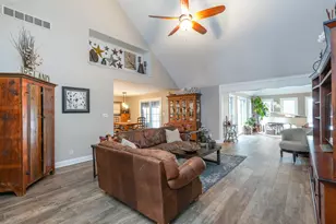 410 W Cook St, Manteno, IL 60950 - Photo 5