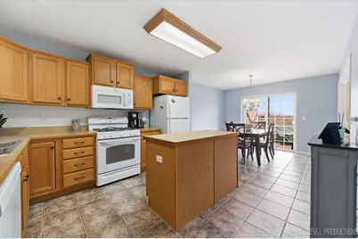 247 W Dekalb Drive, Maple Park, IL 60151 - Photo 7