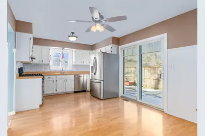 1655 Trafalgar Lane, Aurora, IL 60504 - Photo 5