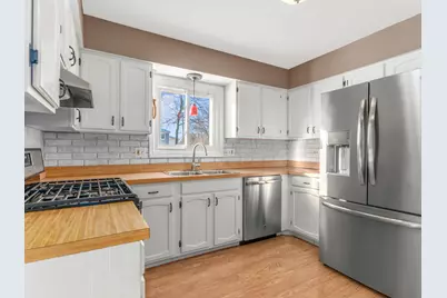 1655 Trafalgar Lane, Aurora, IL 60504 - Photo 9